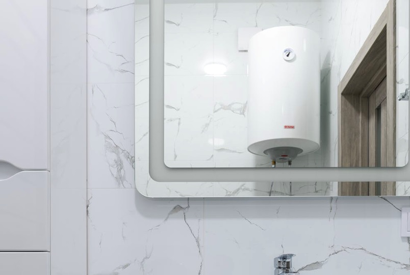 5 Reasons to Install a Tankless Water Heater in Your Home